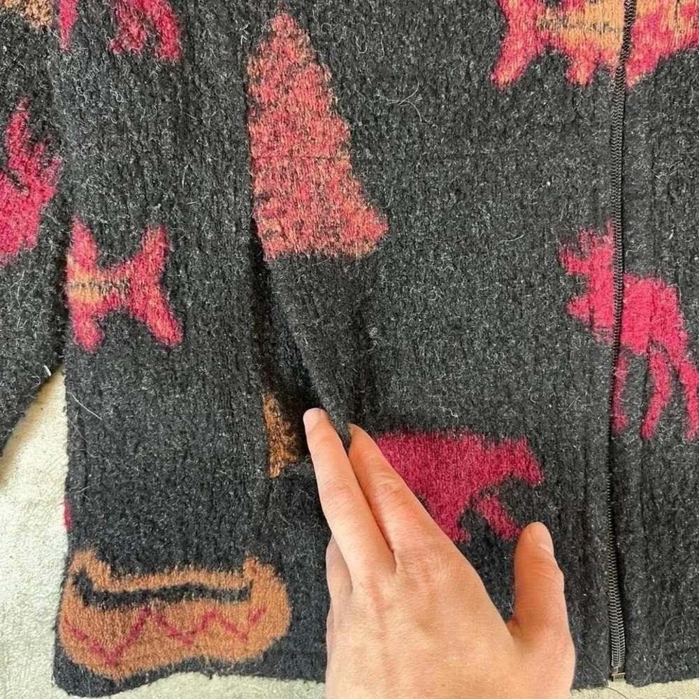 Bear Ridge Outfitters Novelty Print Fleece Jacket Made in USA Bear Moose Fish M - Picture 3 of 6